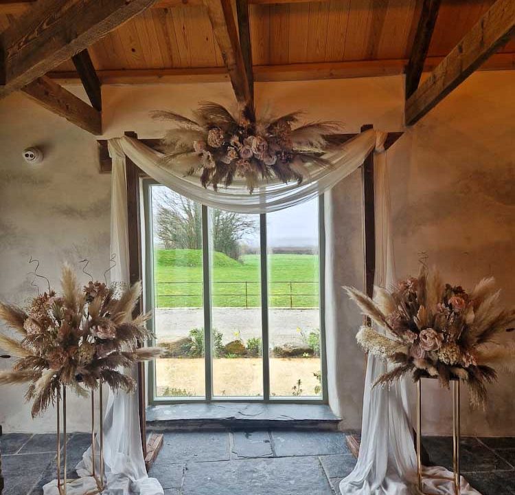 Our Collections - Arches - Emily Rose Events Hire